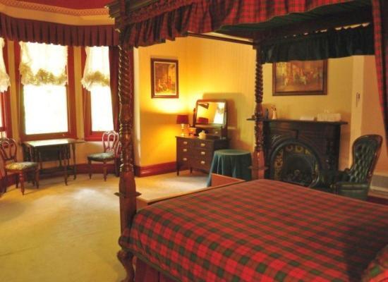 Ormiston House Bed & Breakfast Strahan Bilik gambar